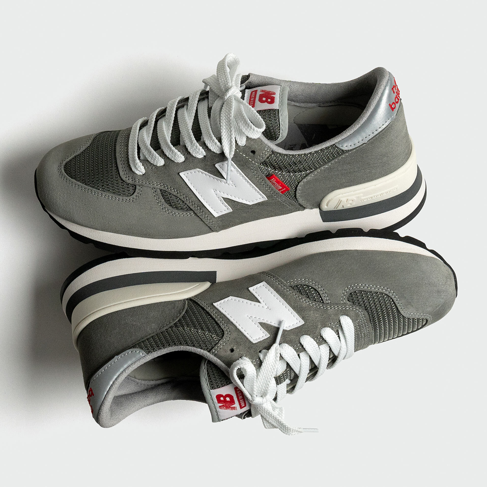 grey nb 990