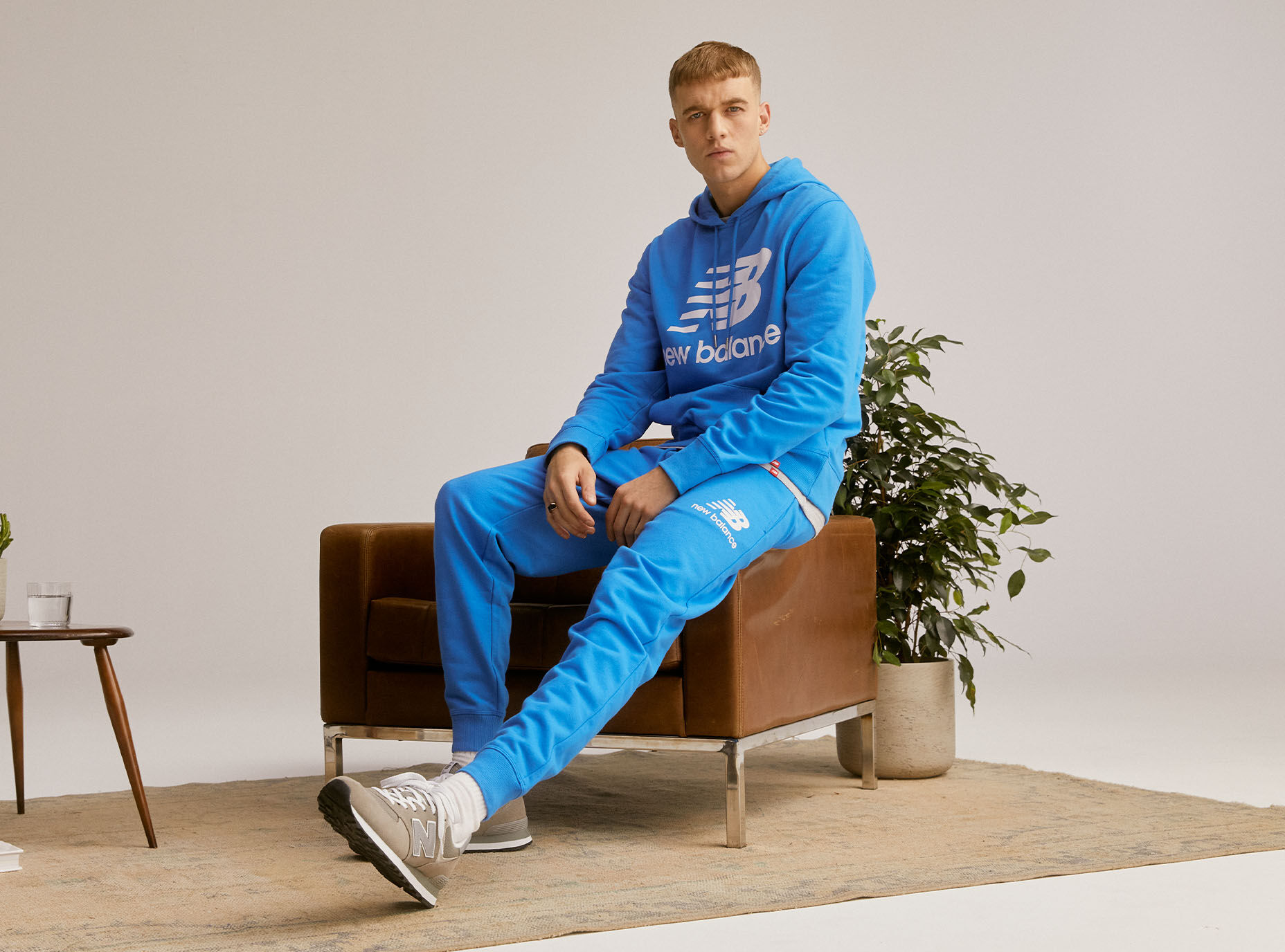 Schuhe und Bekleidung | Offizielle 