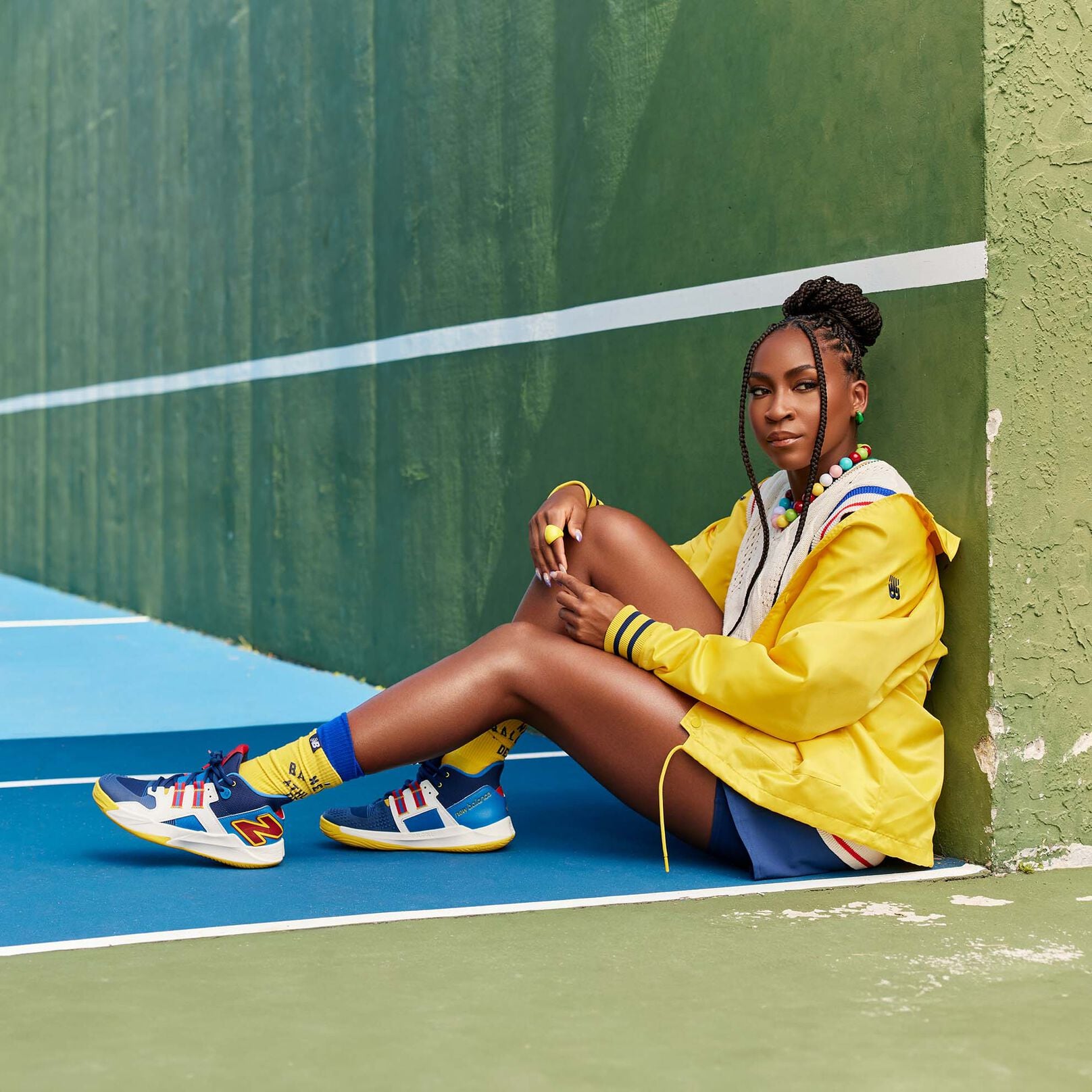 Tennisschuhe und Bekleidung New Balance