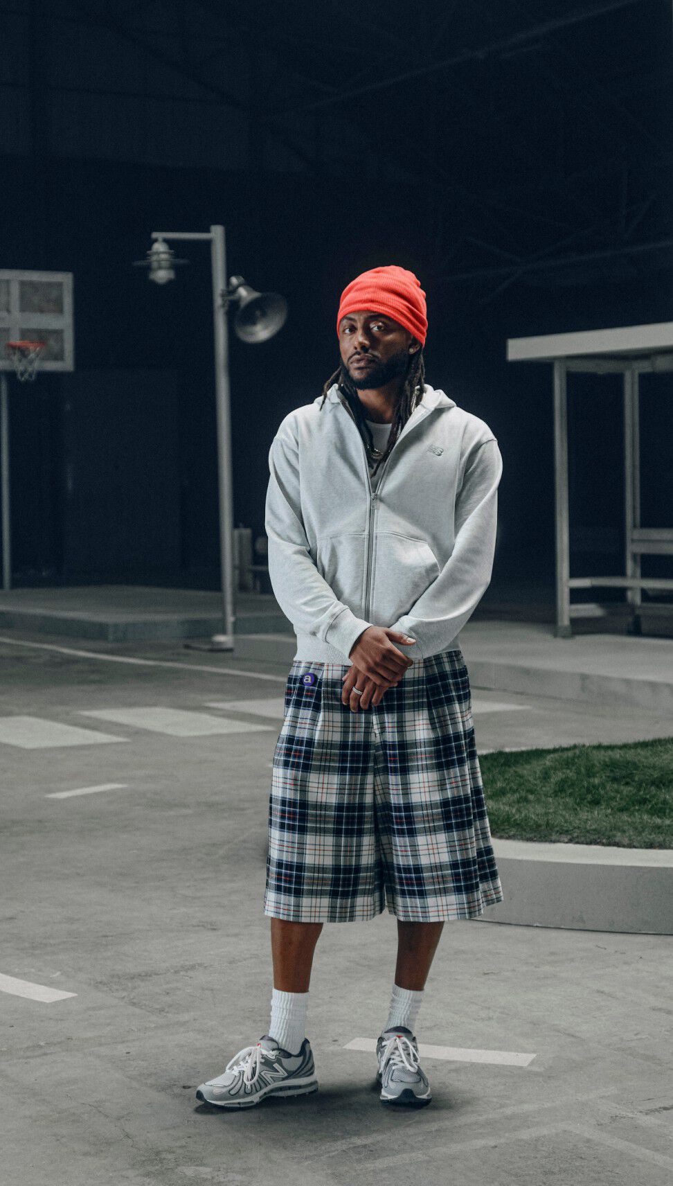 Amine wearing 1890s for Grey Days